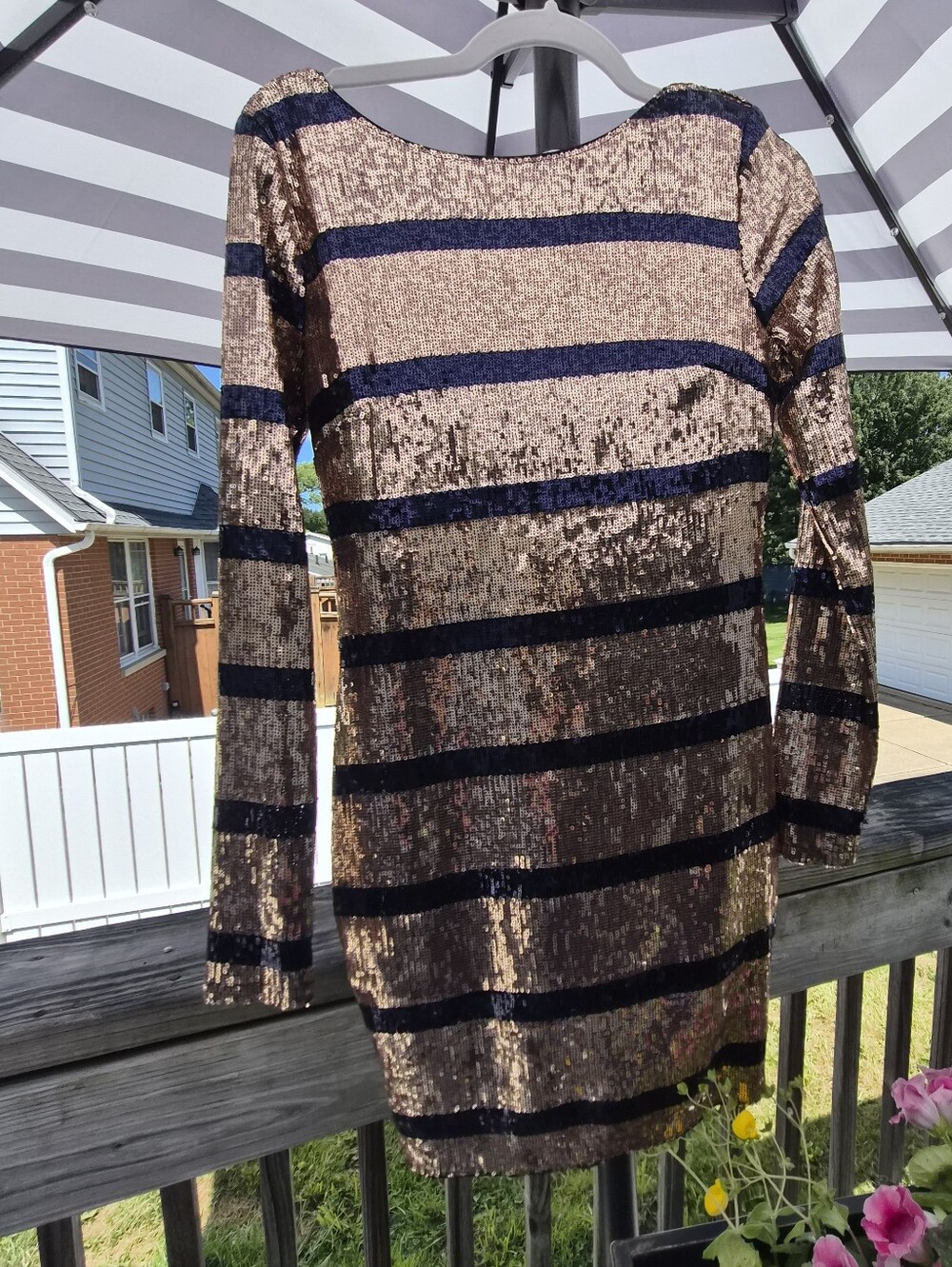 Sequined Striped Bodycon Dress - Gold & Black